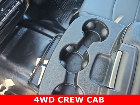 New 2024 RAM 5500 Tradesman w/ Chrome Appearance Group image 22