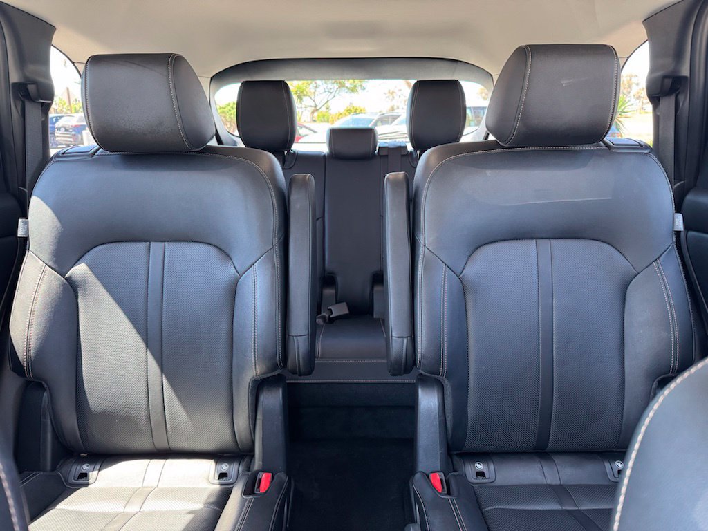 Certified 2024 MAZDA CX-90 Plug-In Hybrid w/ Premium Pkg AWD/4WD image 19