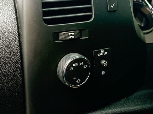 Used 2011 Chevrolet Silverado 1500 LT w/ All-Star Edition image 10