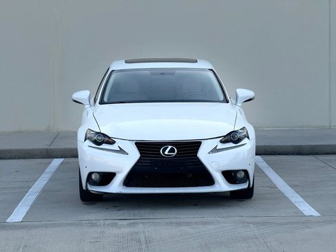 Used 2014 Lexus IS 250 w/ Navigation Package RWD image 2