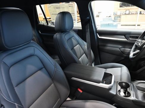 New 2026 GMC Terrain Elevation w/ Elevation Premium Package image 8