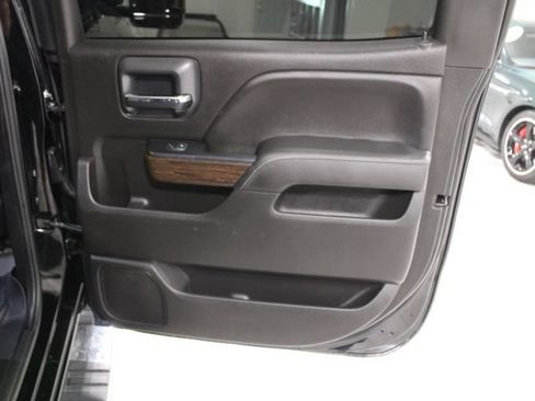Used 2019 GMC Sierra 2500 Denali w/ LPO, Protection Package AWD/4WD image 28
