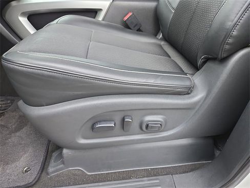 Used 2018 Nissan Titan PRO-4X w/ Pro-4x Utility Package image 29