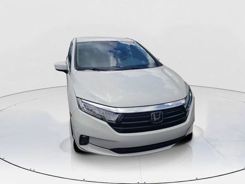 Used 2022 Honda Odyssey EX image 2