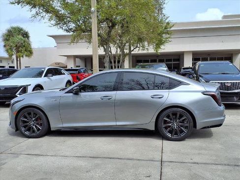 New 2026 Cadillac CT5 V image 2