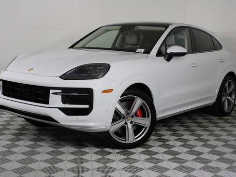 Certified 2026 Porsche Cayenne S AWD/4WD image 35
