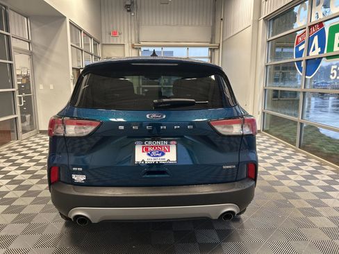 Used 2020 Ford Escape SE Sport image 5