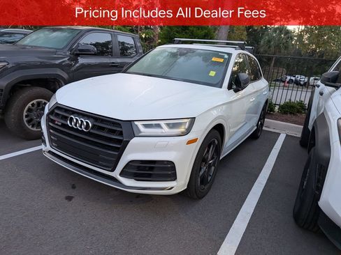 Used 2020 Audi SQ5 Premium Plus w/ Premium Plus Package AWD/4WD image 3