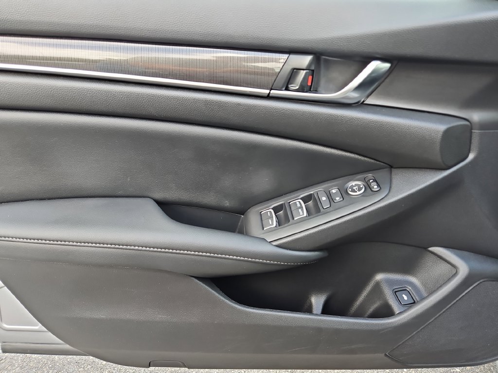 Used 2022 Honda Accord Sport image 24