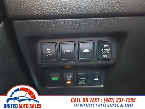 Used 2015 Nissan Rogue SL w/ SL Premium Package image 19