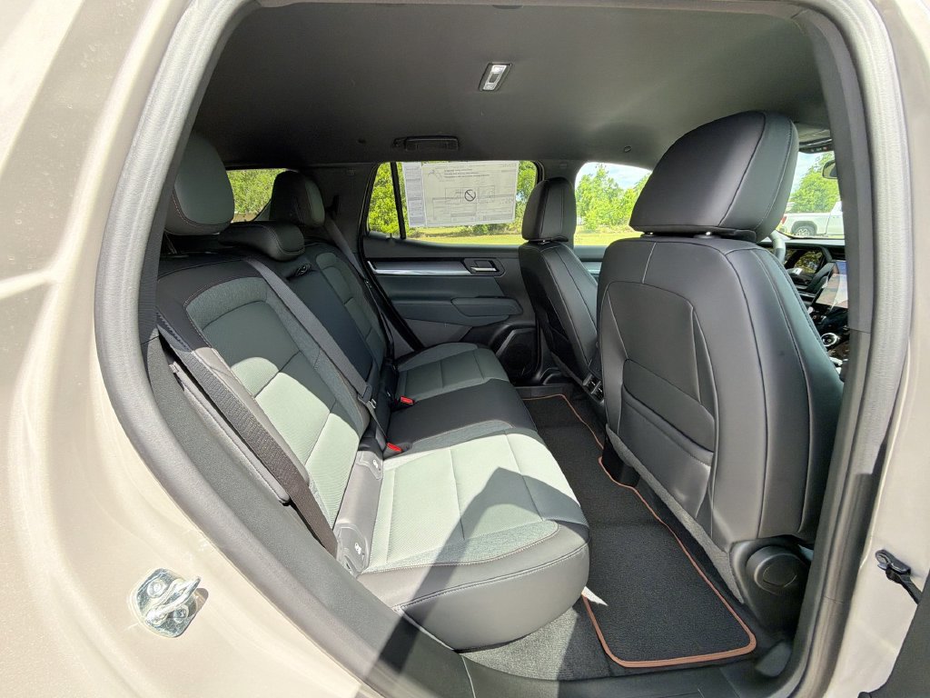 New 2026 GMC Terrain AT4 AWD/4WD image 12