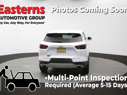 Used 2025 Chevrolet Blazer LT FWD image 38