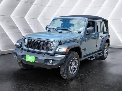 Certified 2024 Jeep Wrangler Sport S image 2