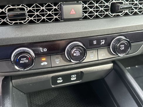 Used 2024 Honda Accord LX image 18