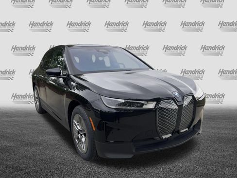 Certified 2023 BMW iX xDrive50 AWD/4WD image 2