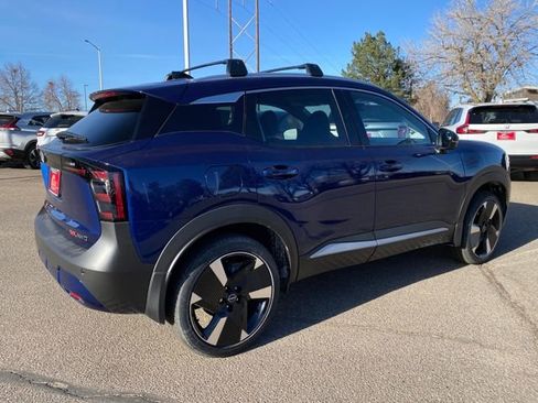 New 2026 Nissan Kicks SR w/ Cold Weather Package image 5