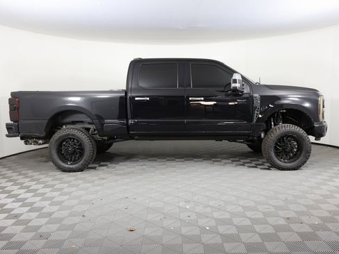 Used 2024 Ford F250 Limited w/ FX4 Off-Road Package image 4