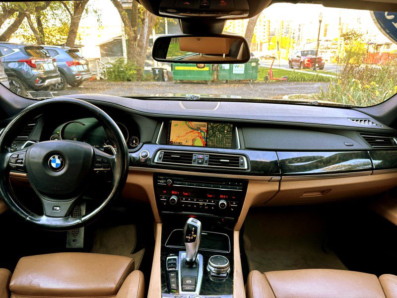 Used 2015 BMW 740Li xDrive AWD/4WD image 22