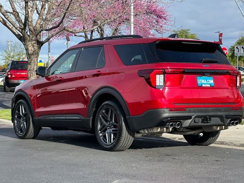 Certified 2025 Ford Explorer ST image 6