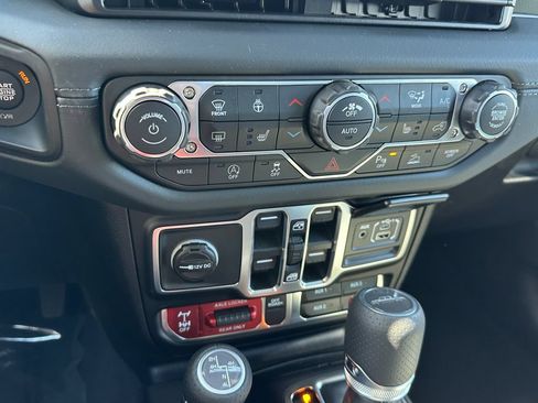 New 2026 Jeep Gladiator Mojave AWD/4WD image 25