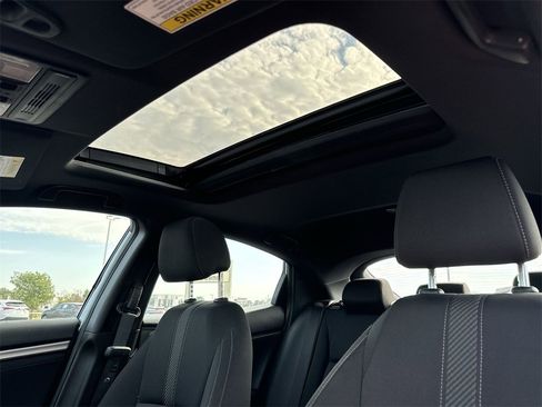 Used 2018 Honda Civic EX image 21