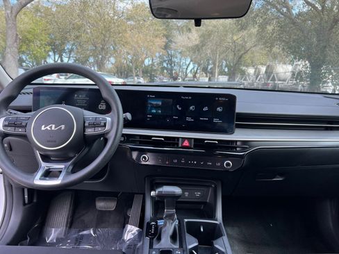 Used 2025 Kia K5 LXS image 30