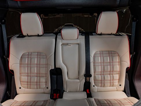 Used 2024 Ford Bronco Heritage Edition image 22