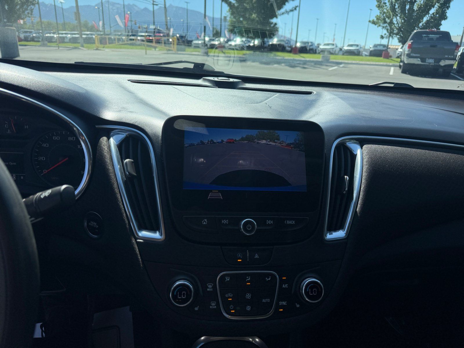 Certified 2020 Chevrolet Malibu LT FWD image 29