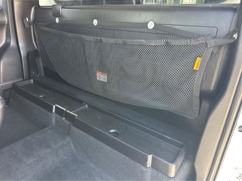 Used 2021 Toyota Tacoma SR RWD image 9