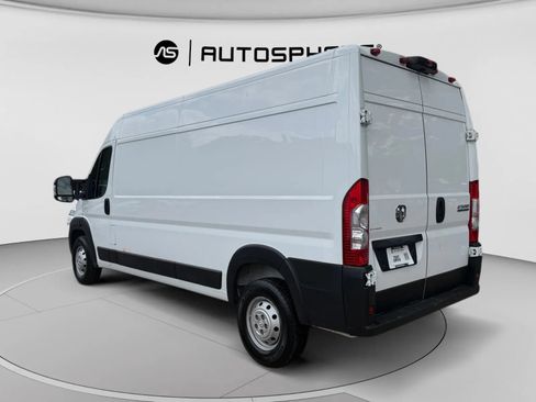 Used 2023 RAM ProMaster 2500 FWD image 5