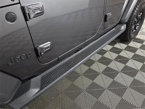 Used 2020 Jeep Wrangler Unlimited Sport image 9