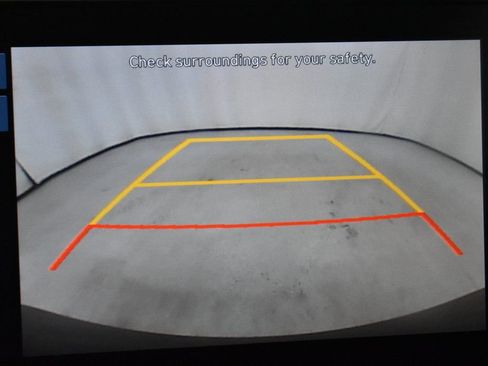 Used 2024 Hyundai Venue SEL image 23