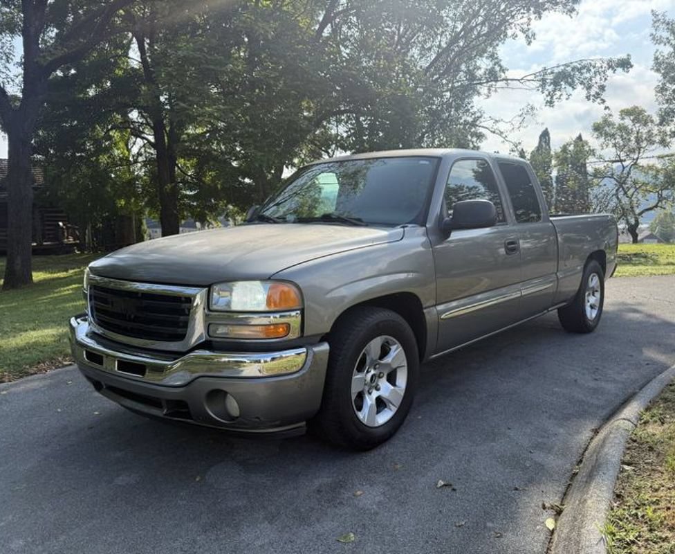 Used 2007 GMC Sierra 1500 SLE w/ Extended Cab Value Package RWD image 5