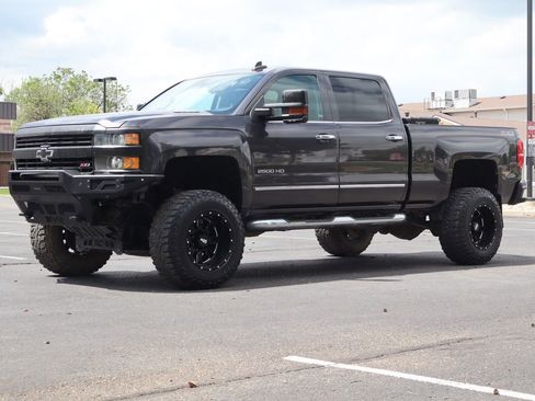 Used 2015 Chevrolet Silverado 2500 LTZ w/ Duramax Plus Package AWD/4WD image 11