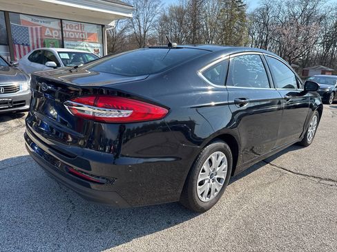 Used 2019 Ford Fusion S FWD image 22