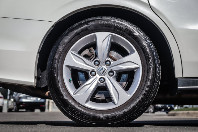 Used 2018 Honda Odyssey EX-L image 15