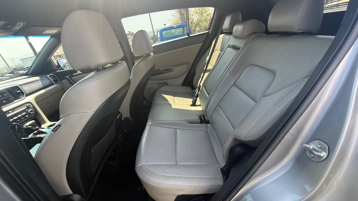 Used 2021 Kia Sportage S FWD image 14