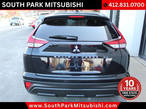 Used 2022 Mitsubishi Eclipse Cross ES image 9