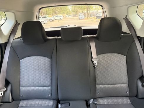 Used 2025 Kia Soul LX w/ LX Technology Package image 32