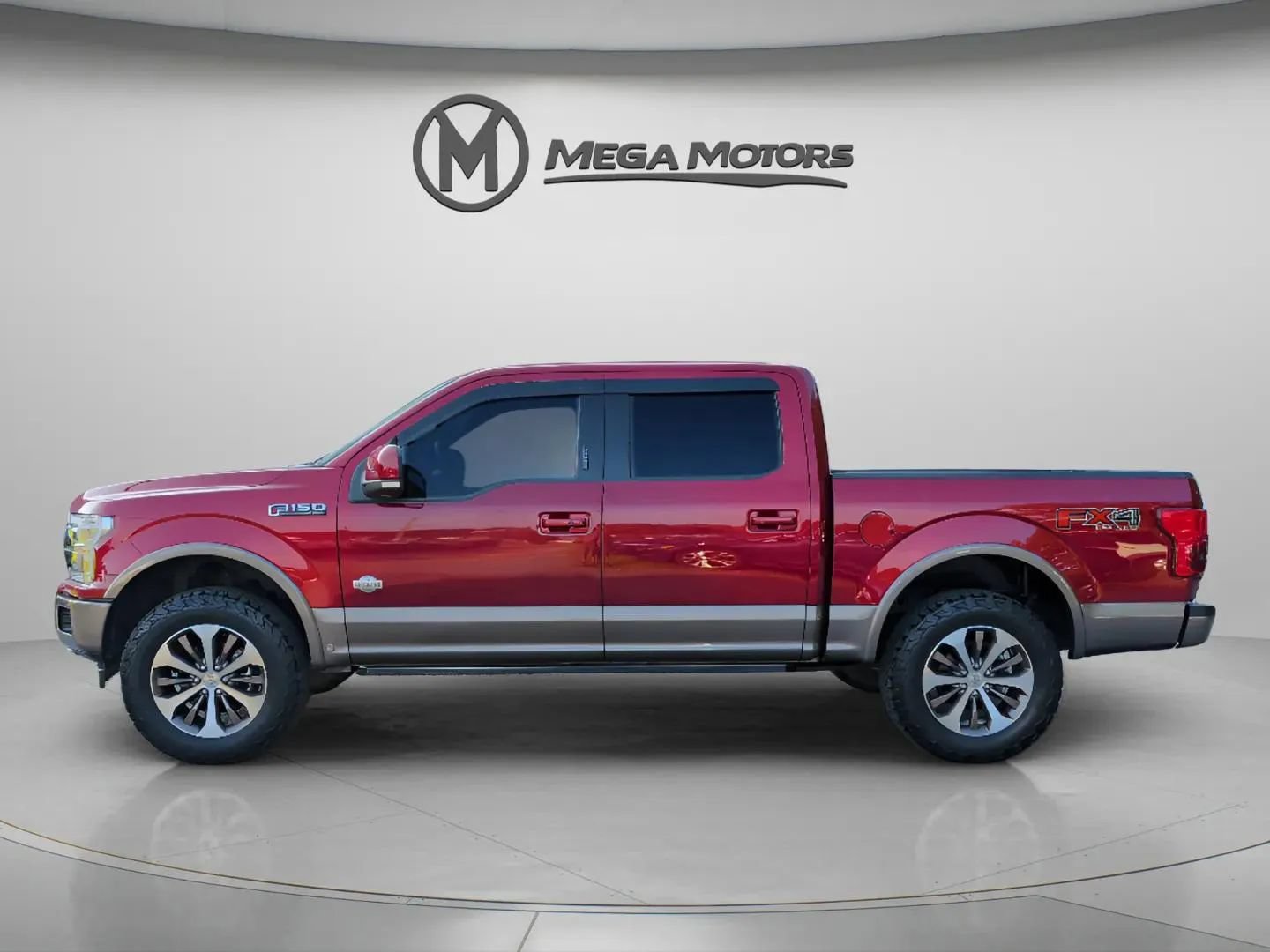 Used 2018 Ford F150 King Ranch w/ Equipment Group 601A Luxury AWD/4WD image 3