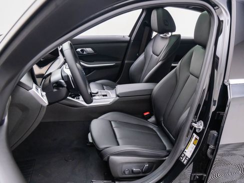 Certified 2025 BMW 330i xDrive Sedan w/ Premium Package image 15