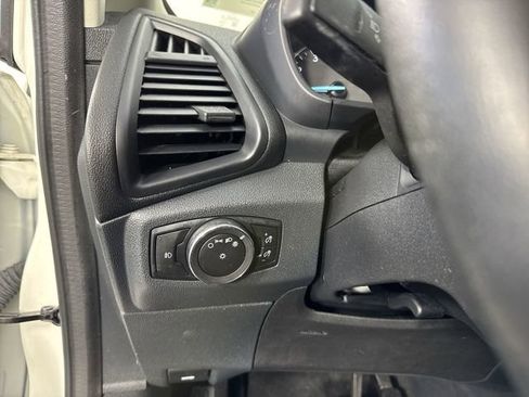 Used 2018 Ford EcoSport SE image 14