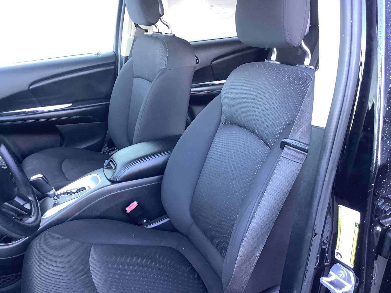 Used 2017 Dodge Journey SE w/ Flexible Seating Group FWD image 11