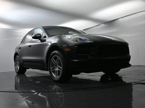 Certified 2021 Porsche Macan image 54