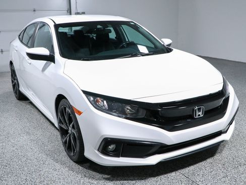 Used 2019 Honda Civic Sport image 5