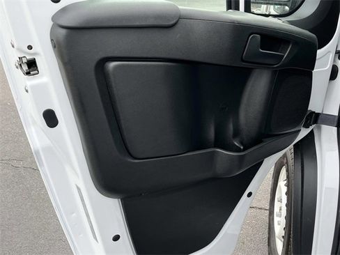 Used 2025 RAM ProMaster 2500 w/ Storage Group image 21