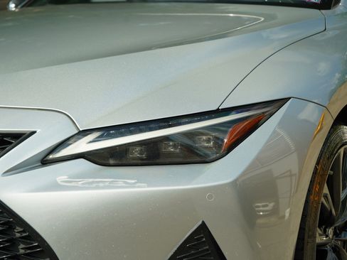 Used 2022 Lexus IS 350 F Sport image 18