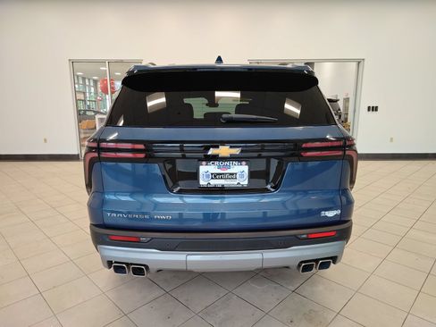 Used 2026 Chevrolet Traverse LT AWD/4WD image 4