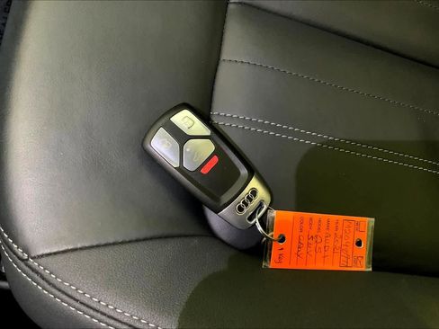 Used 2021 Audi Q5 Premium Plus w/ Premium Plus Package image 14