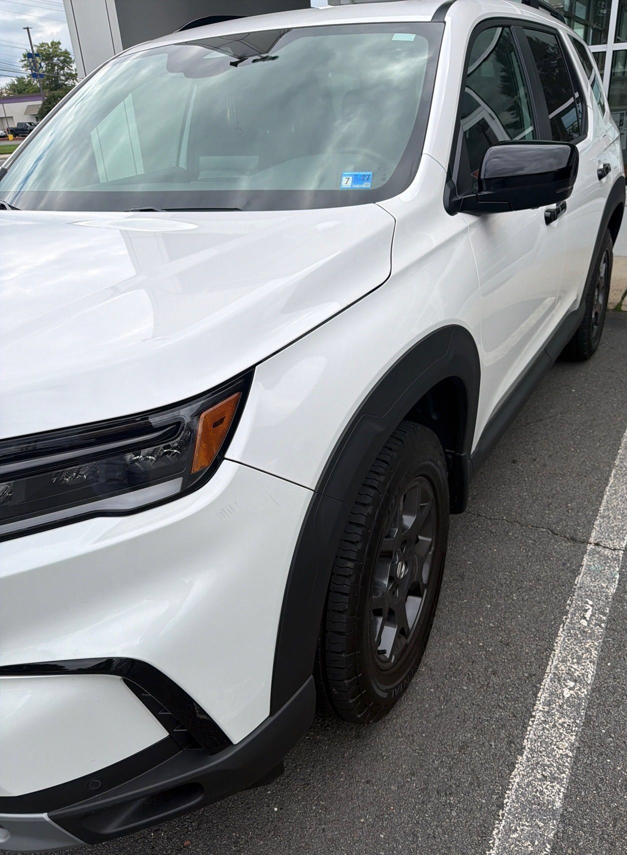 Used 2025 Honda Pilot TrailSport image 1